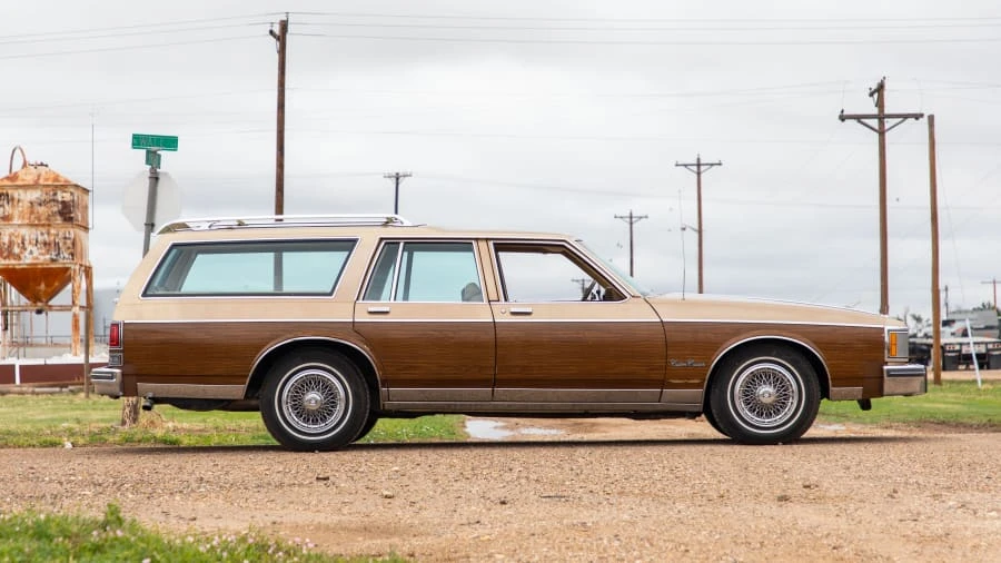 1986 Oldsmobile Custom Cruiser - Image 8 of 13
