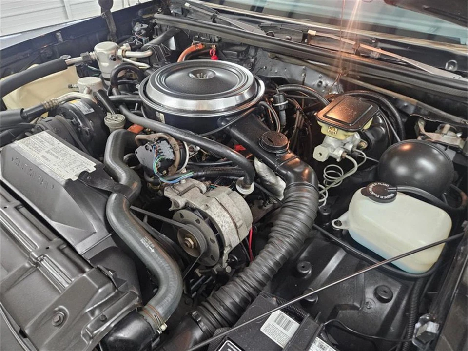 1986 Oldsmobile Cutlass 5th Gen - Image 25 of 31