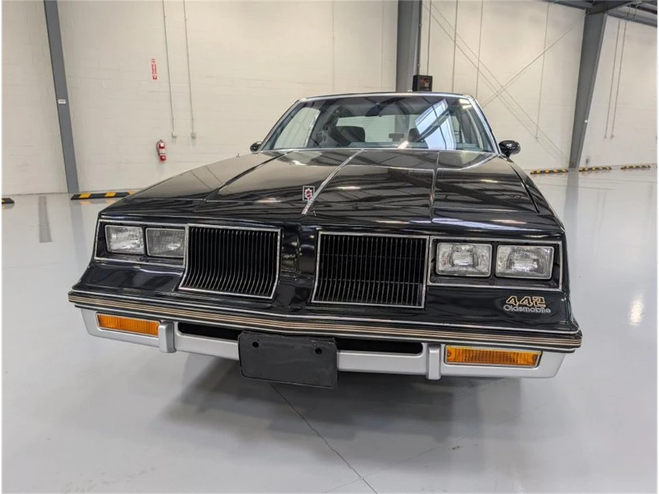 1986 Oldsmobile Cutlass 5th Gen - Image 6 of 31
