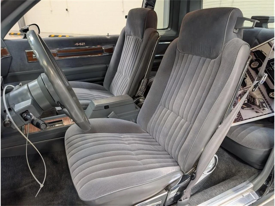 1986 Oldsmobile Cutlass 5th Gen - Image 18 of 31