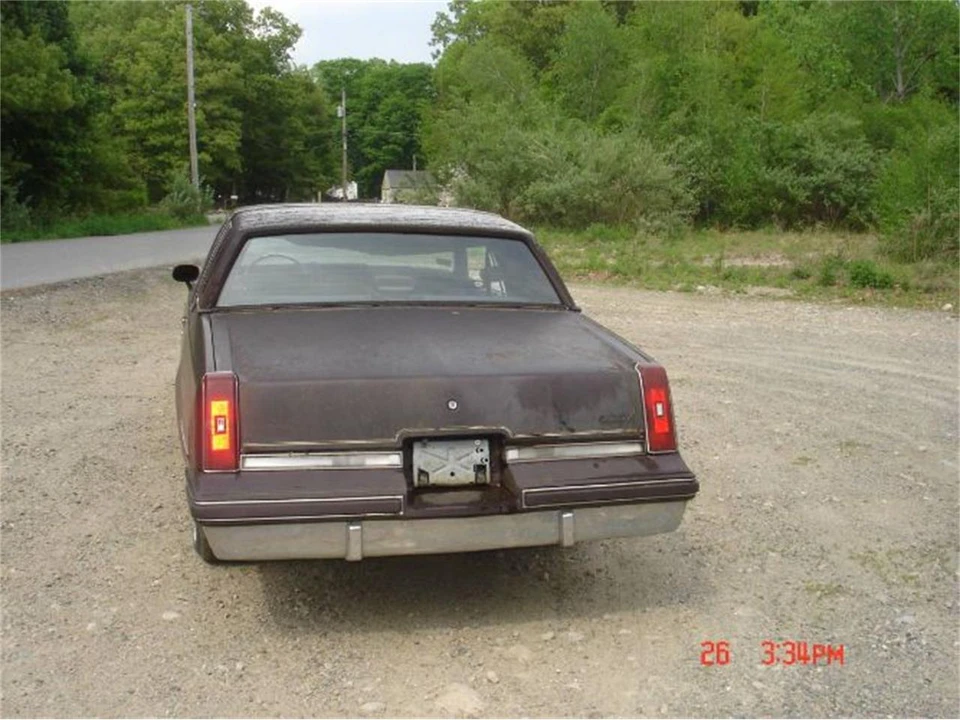 1986 Oldsmobile Cutlass 5th Gen - Image 9 of 13