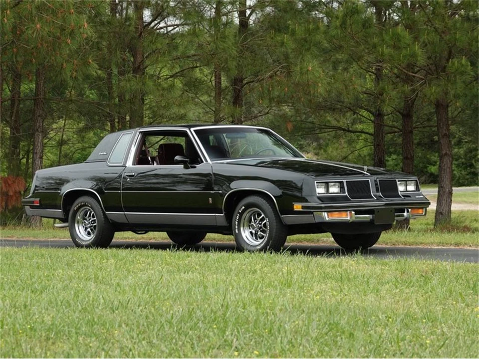 1986 Oldsmobile Cutlass 5th Gen - Image 2 of 31