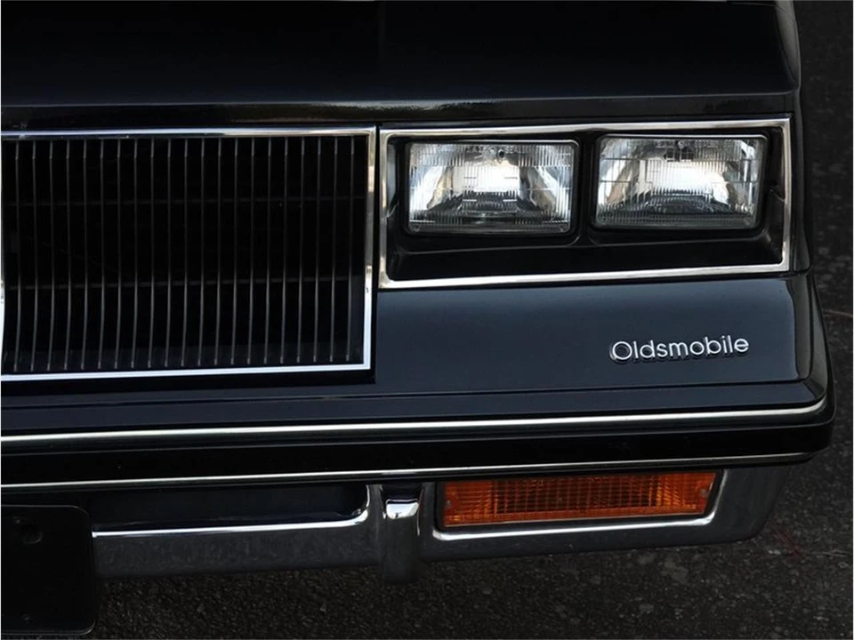 1986 Oldsmobile Cutlass 5th Gen - Image 17 of 31
