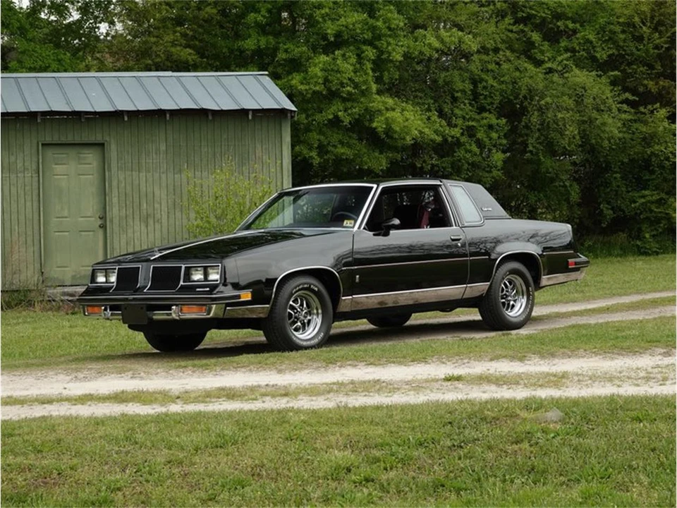 1986 Oldsmobile Cutlass 5th Gen - Image 5 of 31
