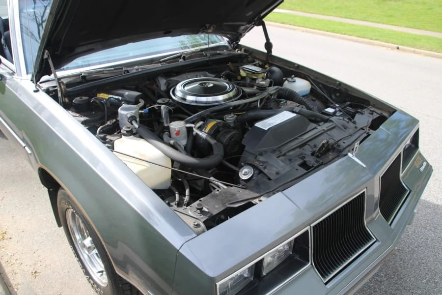 1986 Oldsmobile Cutlass 5th Gen - Image 9 of 12