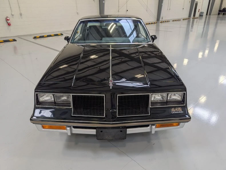 1986 Oldsmobile Cutlass 5th Gen - Image 8 of 31