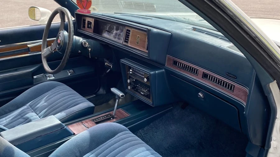 1986 Oldsmobile Cutlass 5th Gen - Image 8 of 18