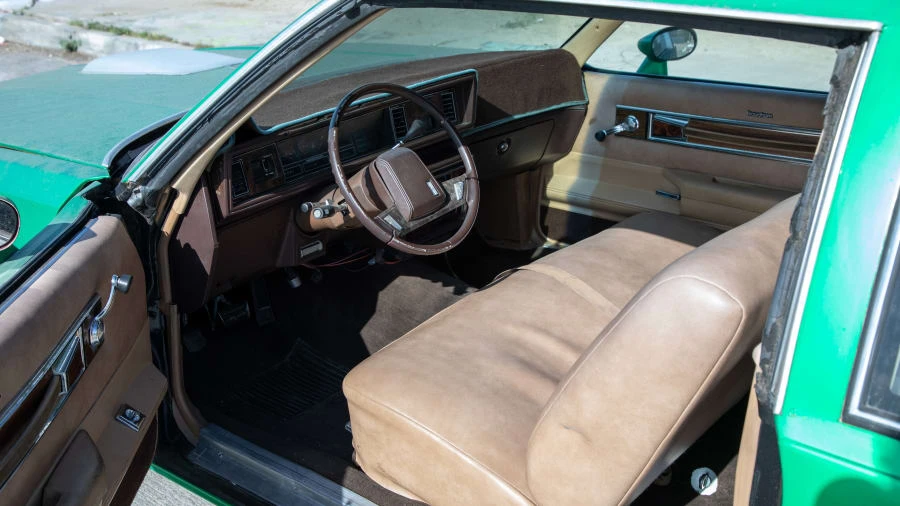 1986 Oldsmobile Cutlass 5th Gen - Image 4 of 12