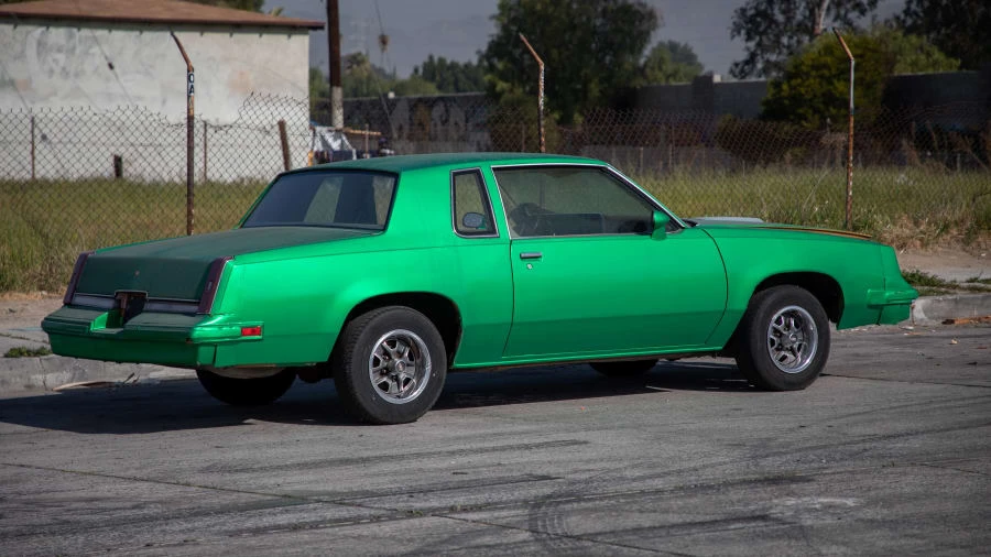 1986 Oldsmobile Cutlass 5th Gen - Image 10 of 12