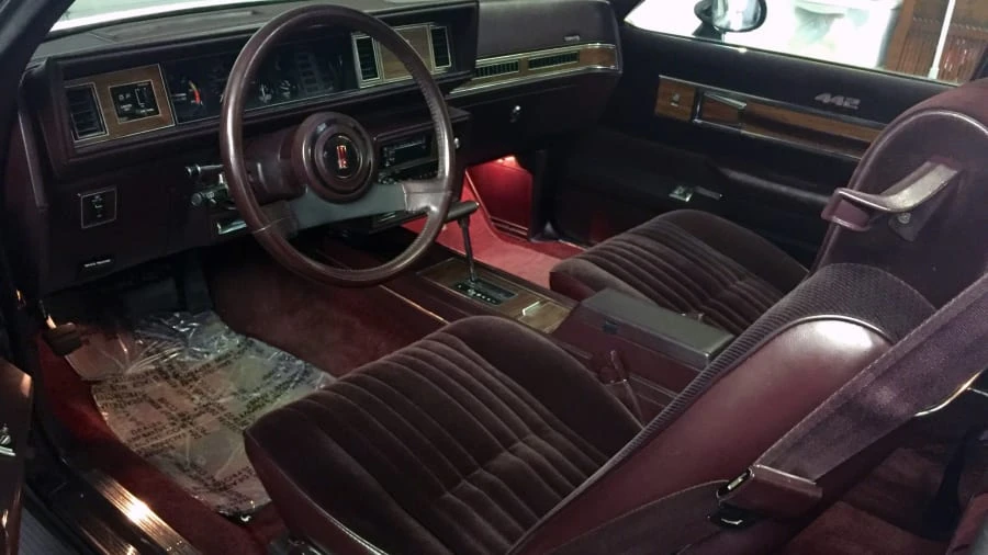 1986 Oldsmobile 442 4th Gen - Image 2 of 5