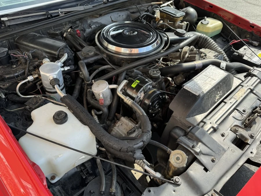 1986 Oldsmobile Cutlass 5th Gen - Image 8 of 9
