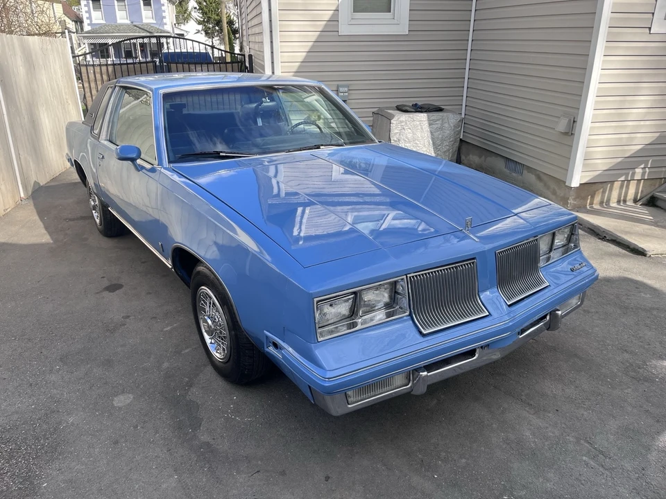 1986 Oldsmobile Cutlass 5th Gen - Image 2 of 20