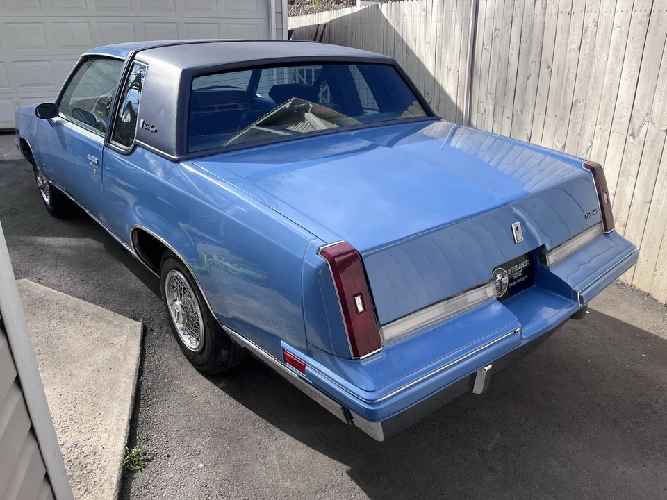1986 Oldsmobile Cutlass 5th Gen - Image 10 of 20