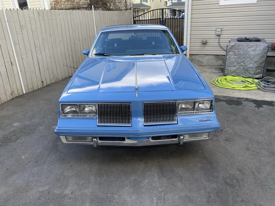 1986 Oldsmobile Cutlass 5th Gen - Image 4 of 20