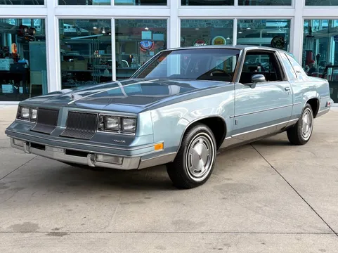 1986 Oldsmobile Cutlass Supreme Brougham 2dr Coupe
