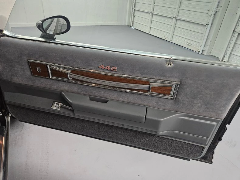 1986 Oldsmobile Cutlass 5th Gen - Image 19 of 31