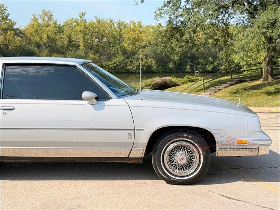 1986 Oldsmobile Cutlass Supreme - Image 26 of 31