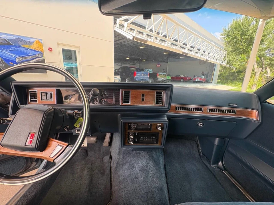 1986 Oldsmobile Cutlass Supreme - Image 28 of 31