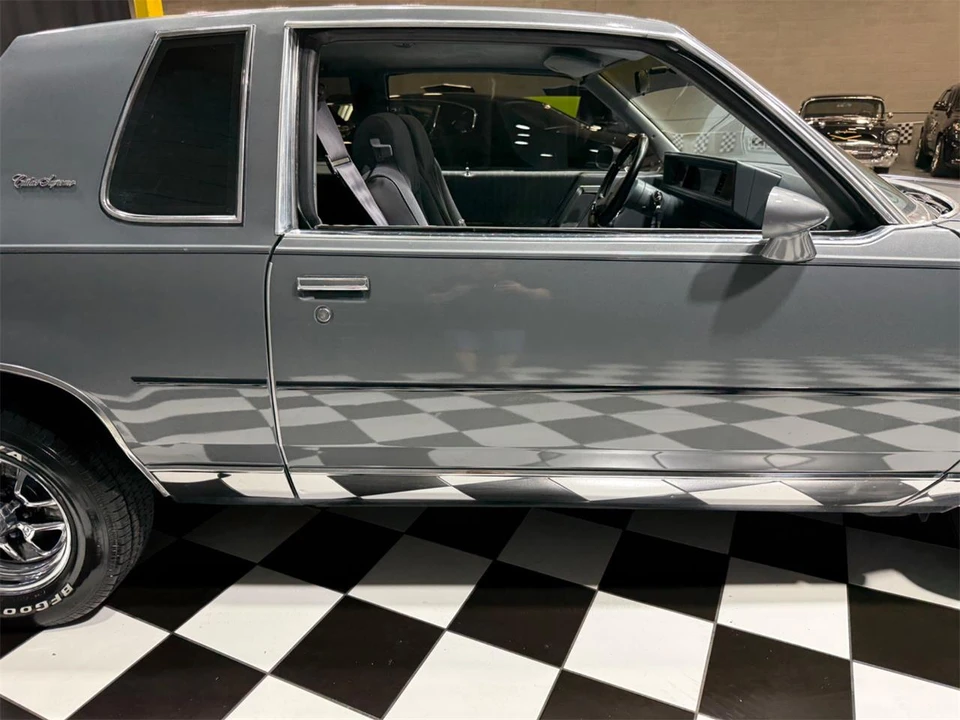 1986 Oldsmobile Cutlass Supreme - Image 30 of 31