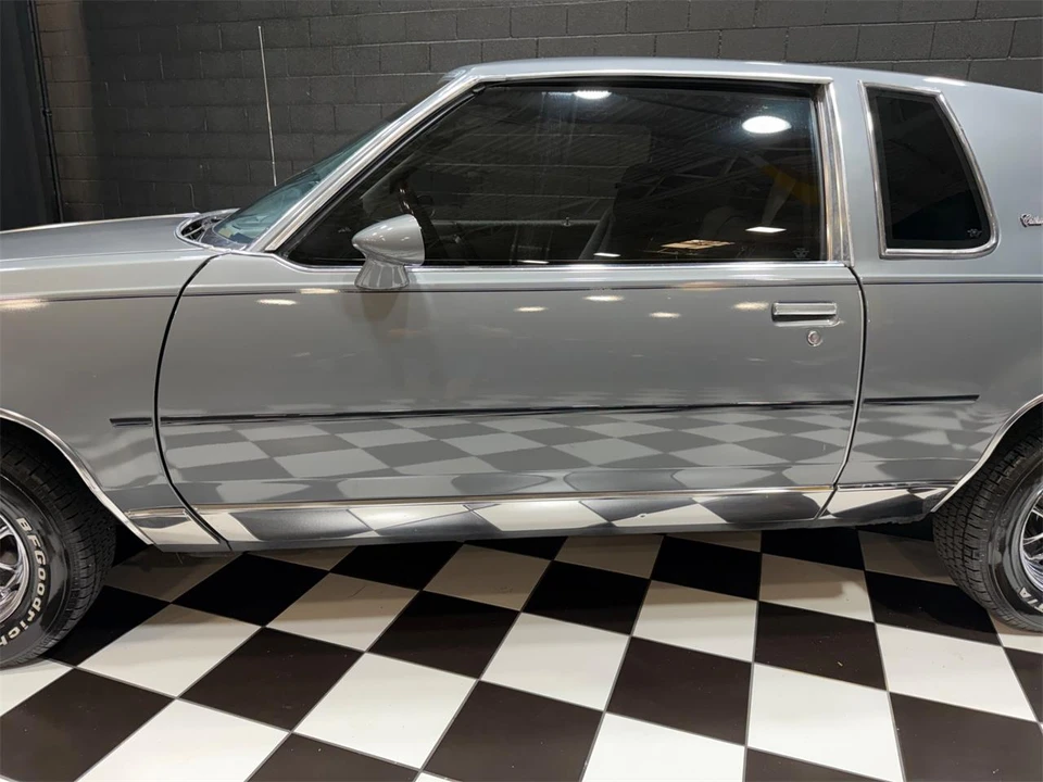 1986 Oldsmobile Cutlass Supreme - Image 23 of 31