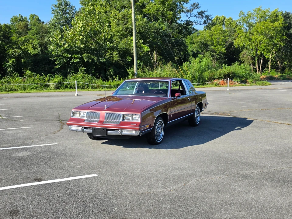 1986 Oldsmobile Cutlass Supreme - Image 6 of 31