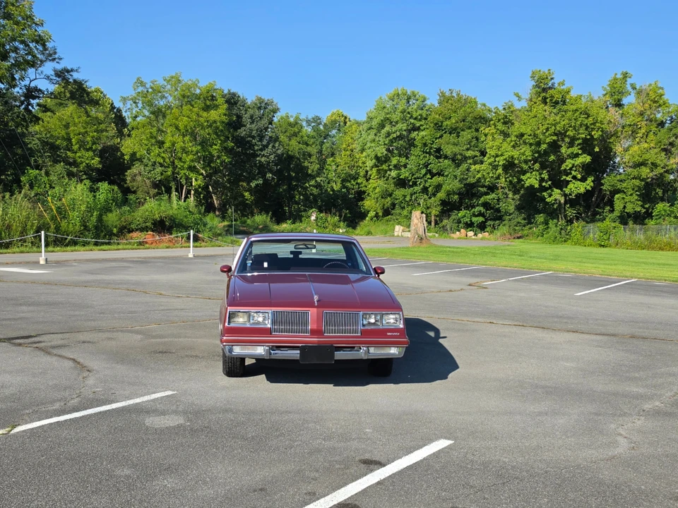 1986 Oldsmobile Cutlass Supreme - Image 9 of 31