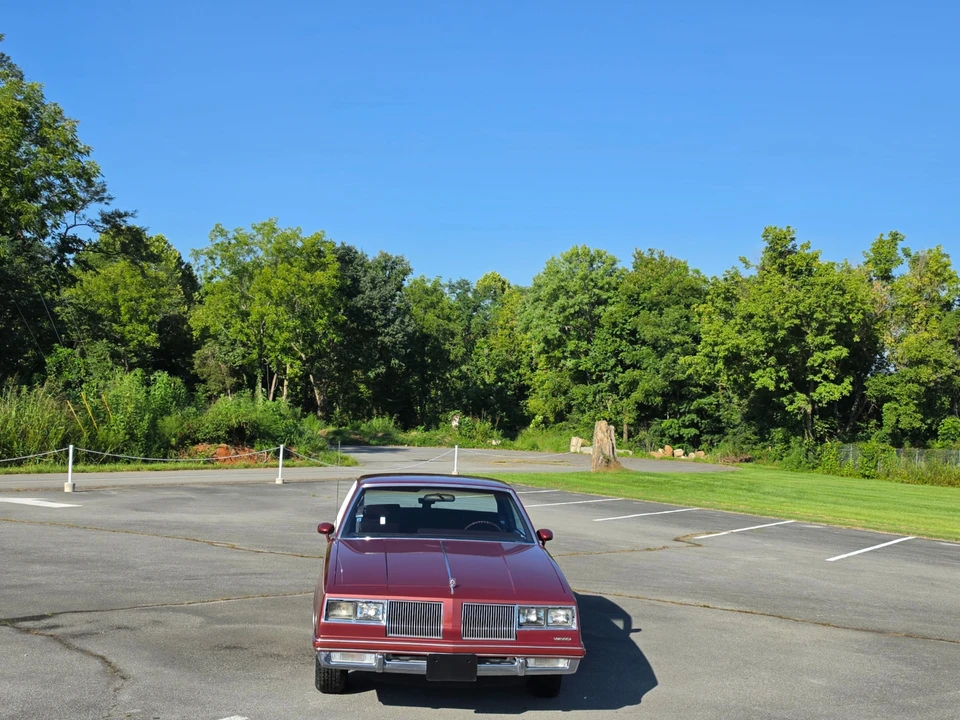 1986 Oldsmobile Cutlass Supreme - Image 8 of 31