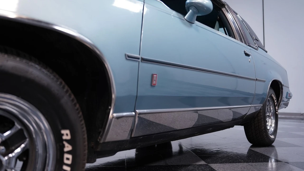 1986 Oldsmobile Cutlass Supreme - Image 19 of 21