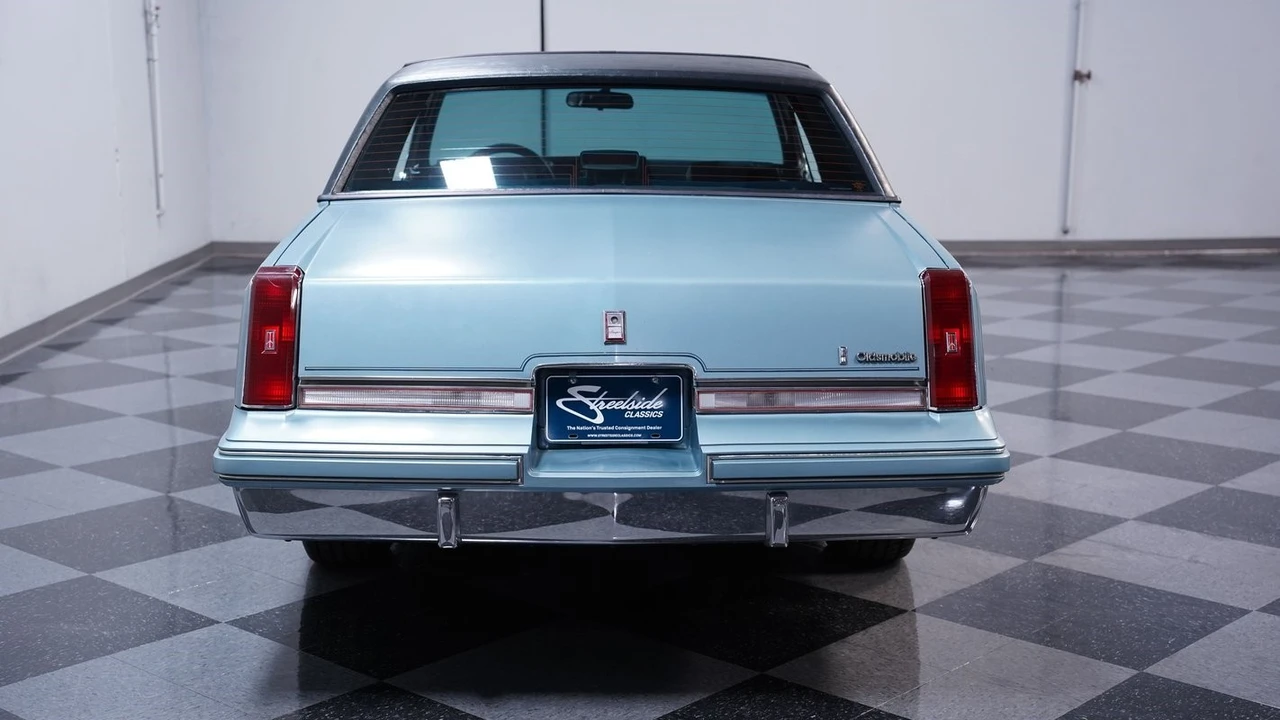 1986 Oldsmobile Cutlass Supreme - Image 10 of 12