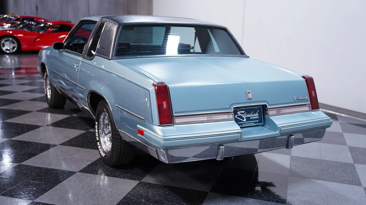1986 Oldsmobile Cutlass Supreme - Image 8 of 12