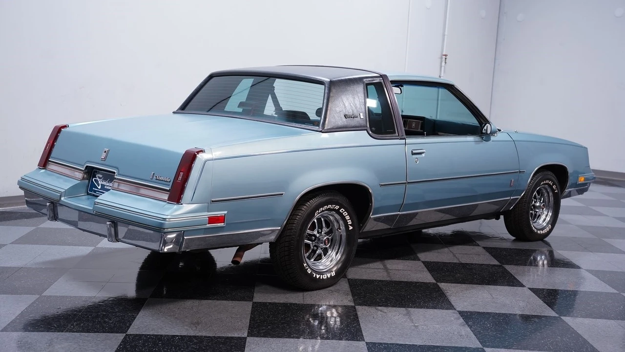 1986 Oldsmobile Cutlass Supreme - Image 12 of 12