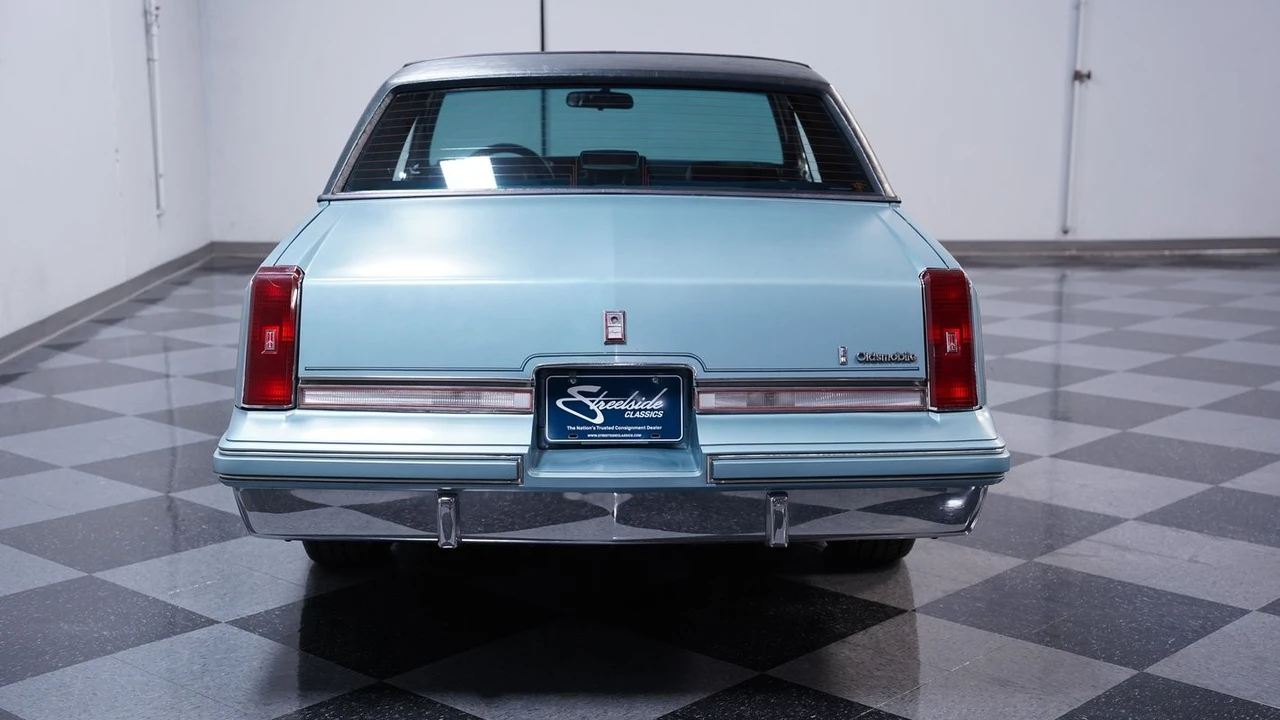 1986 Oldsmobile Cutlass Supreme - Image 9 of 12