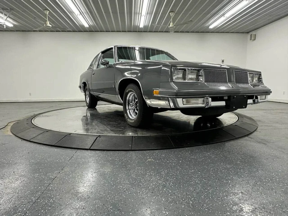 1986 Oldsmobile Cutlass Supreme - Image 6 of 31