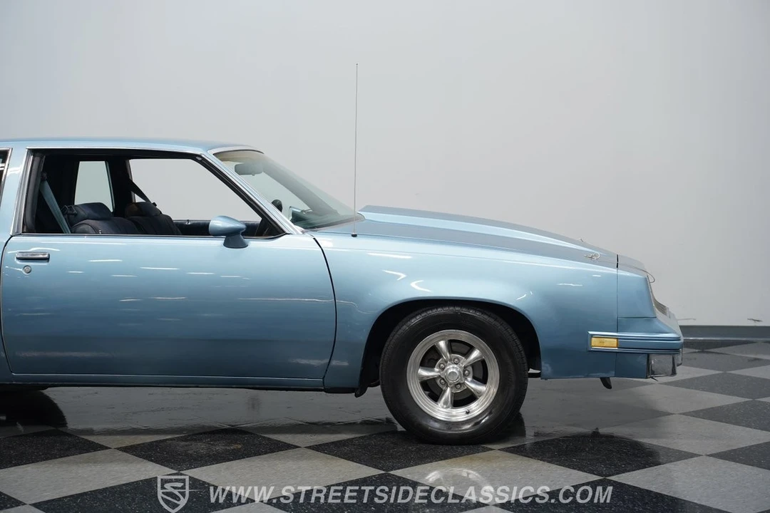 1986 Oldsmobile Cutlass Supreme - Image 30 of 31