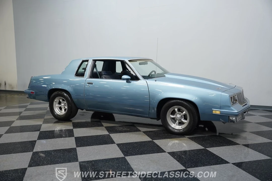 1986 Oldsmobile Cutlass Supreme - Image 16 of 31