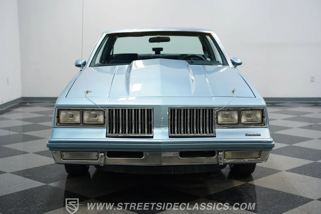 1986 Oldsmobile Cutlass Supreme - Image 18 of 31