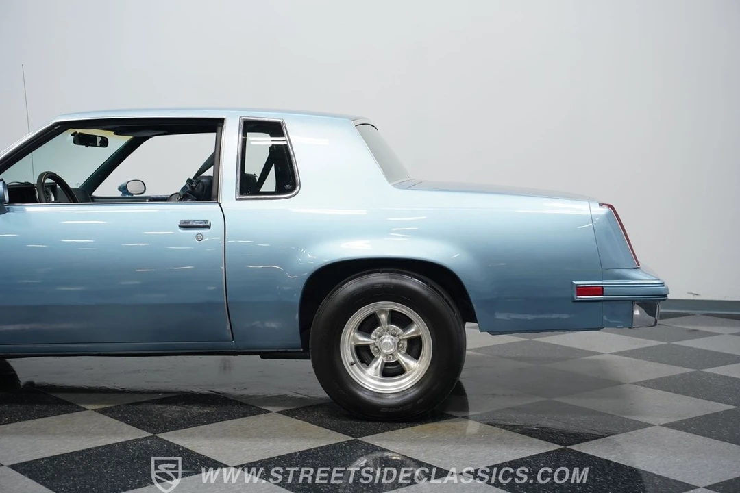 1986 Oldsmobile Cutlass Supreme - Image 24 of 31