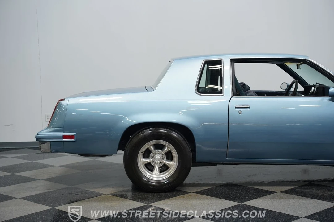 1986 Oldsmobile Cutlass Supreme - Image 29 of 31