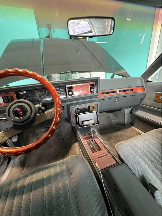 1986 Oldsmobile 442 4th Gen - Image 4 of 14