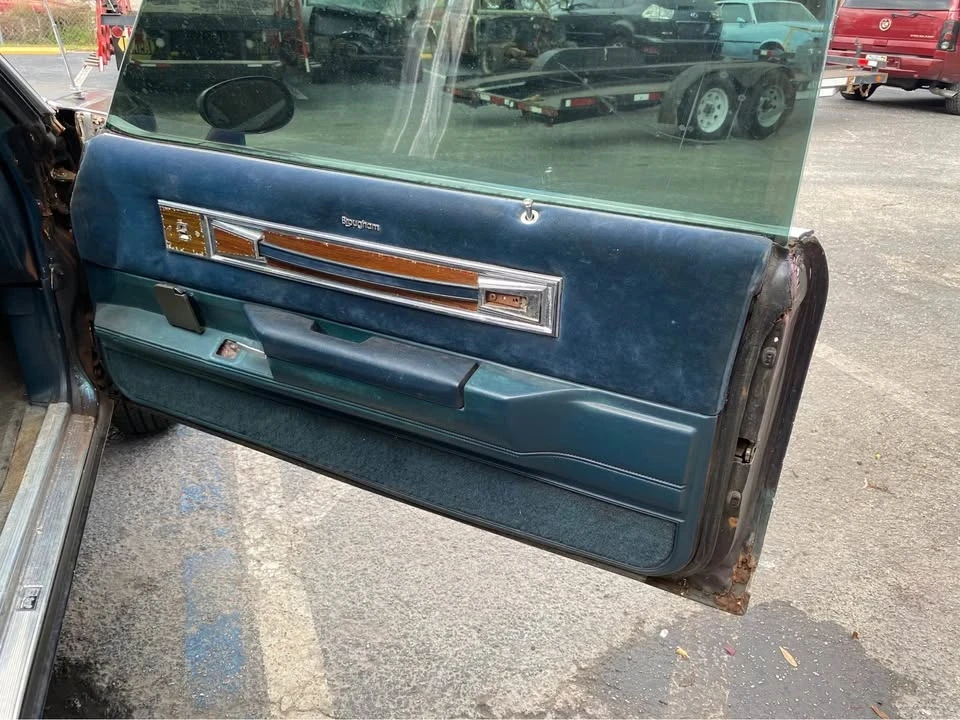 1986 Oldsmobile Cutlass 5th Gen - Image 11 of 16