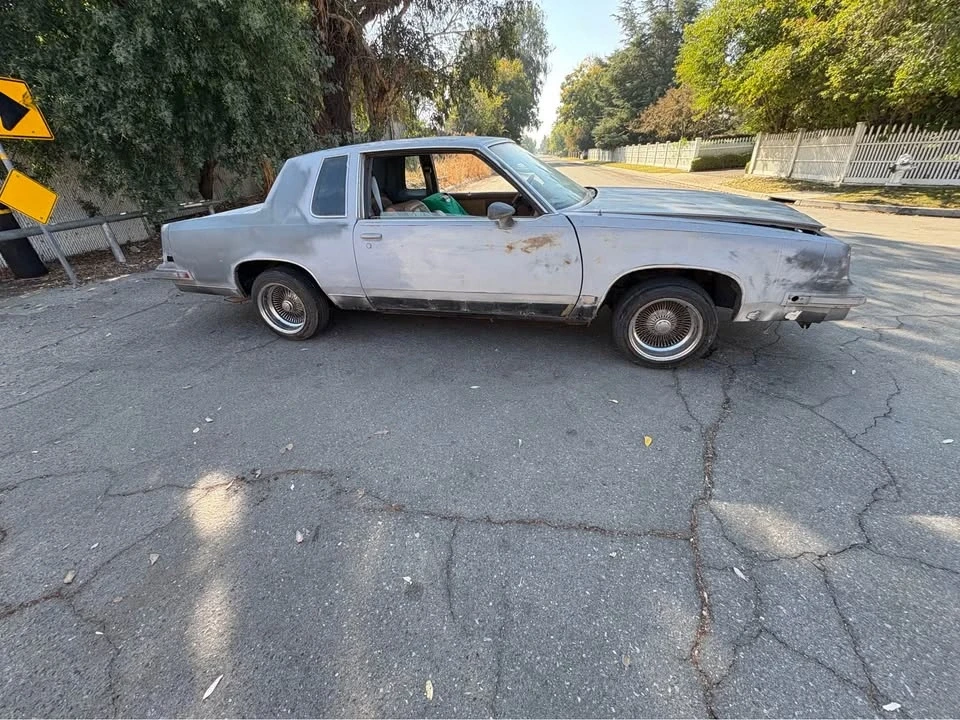 1986 Oldsmobile Cutlass Supreme - Image 3 of 10