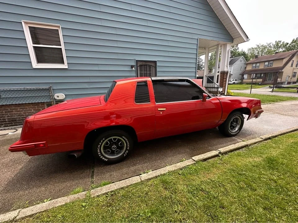 1986 Oldsmobile Cutlass 5th Gen - Image 2 of 13