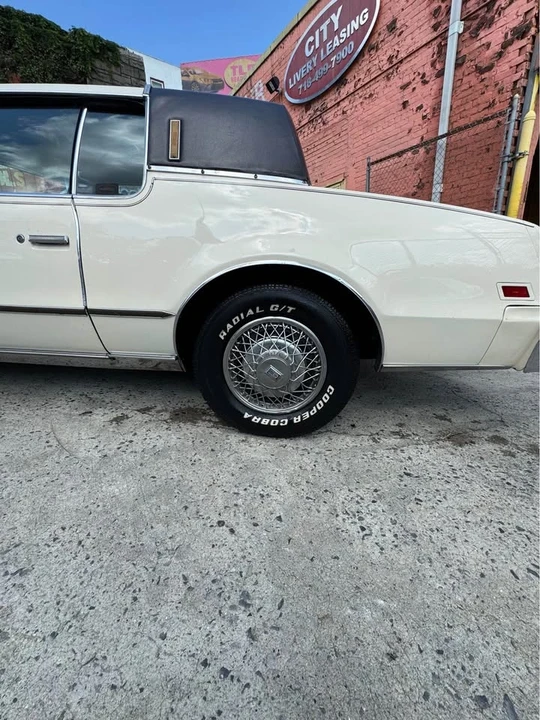 1986 Oldsmobile Toronado - Image 4 of 18