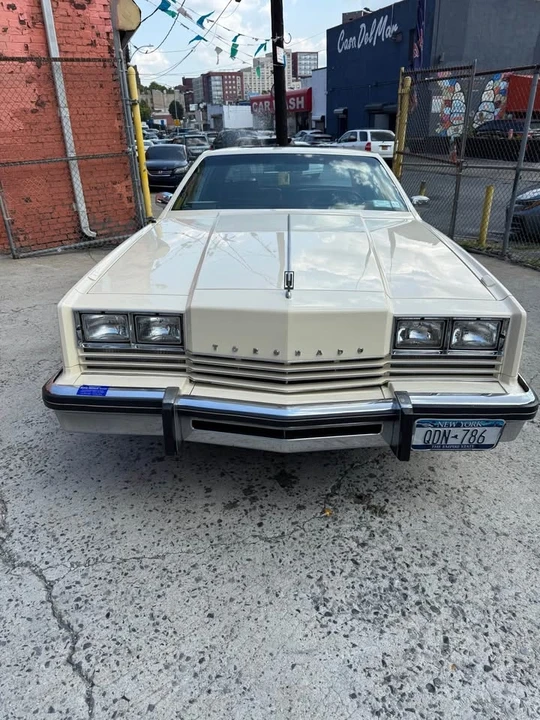 1986 Oldsmobile Toronado - Image 13 of 18