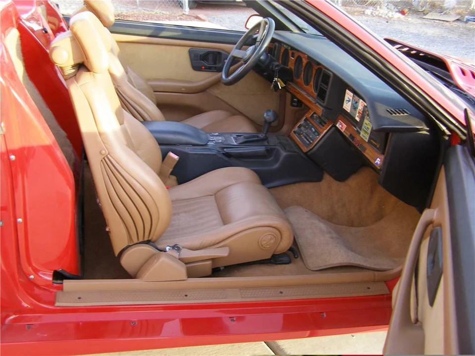 1986 Pontiac Firebird Trans Am 3rd Gen - Image 3 of 3