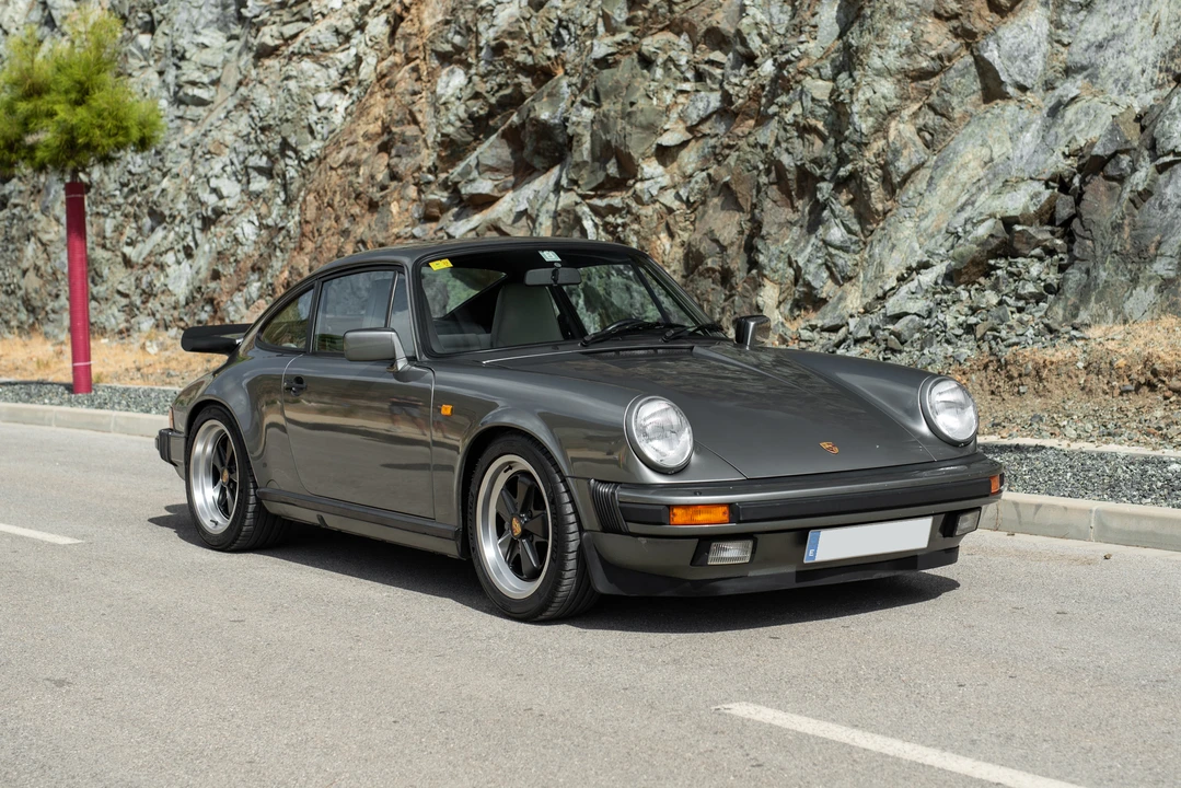 1986 Porsche 911 Carrera 3.2 - Image 9 of 31