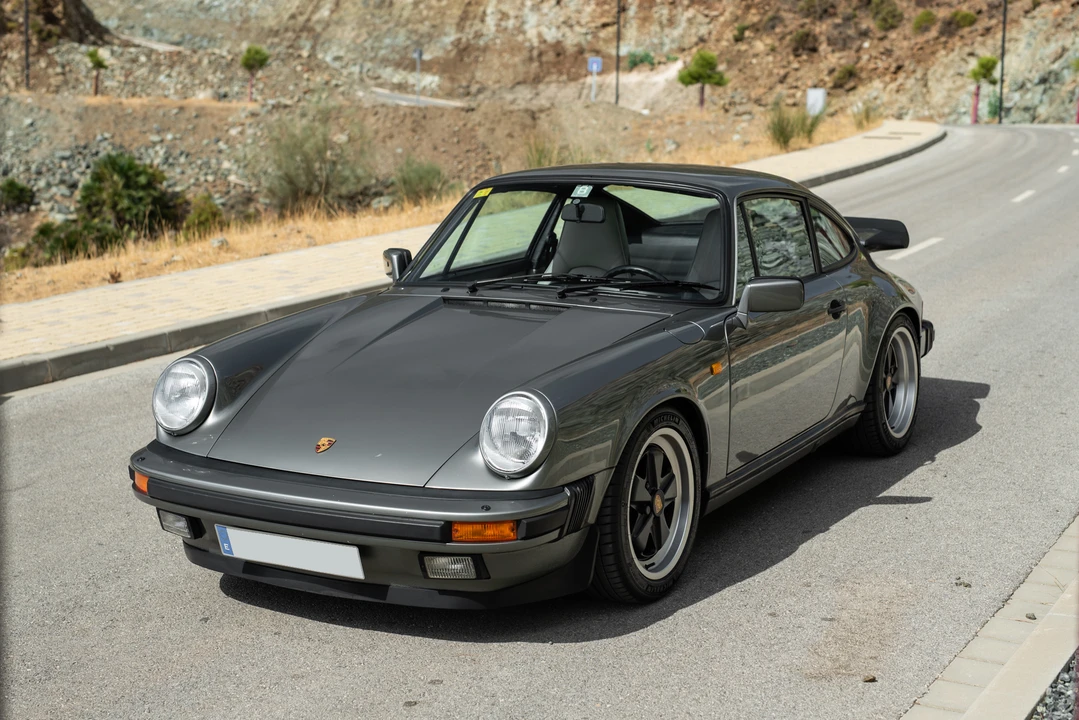 1986 Porsche 911 Carrera 3.2 - Image 4 of 31