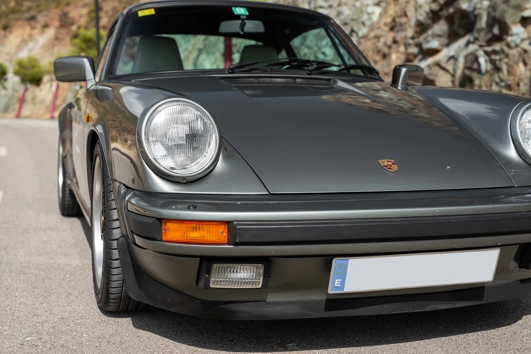 1986 Porsche 911 Carrera 3.2 - Image 19 of 31