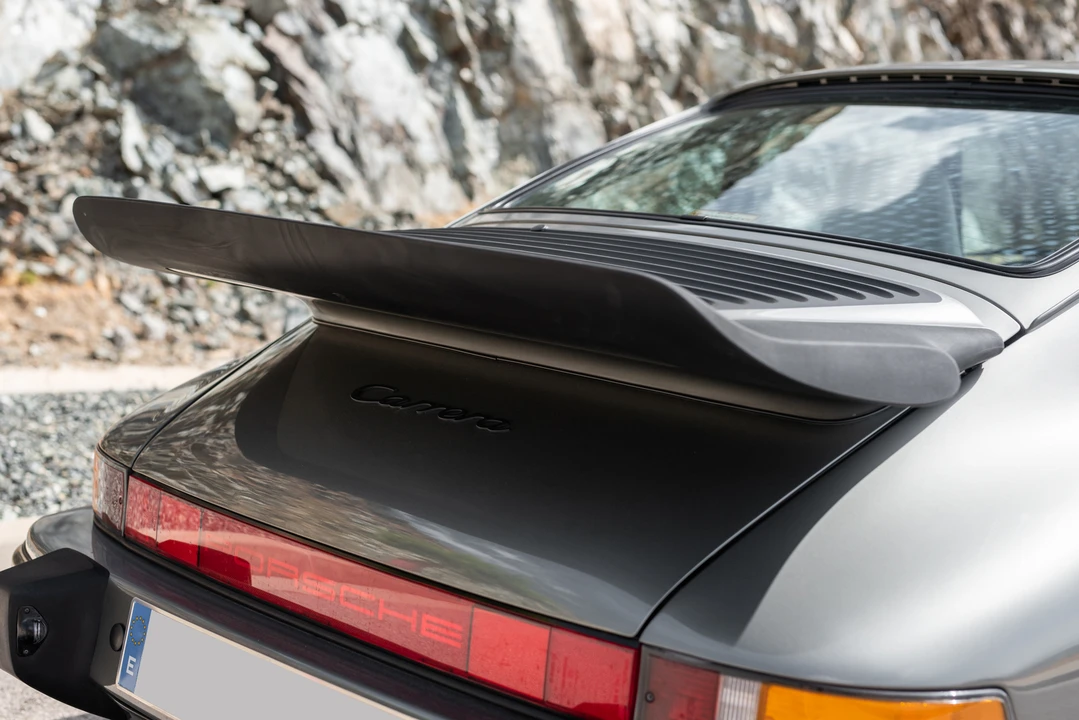 1986 Porsche 911 Carrera 3.2 - Image 25 of 31