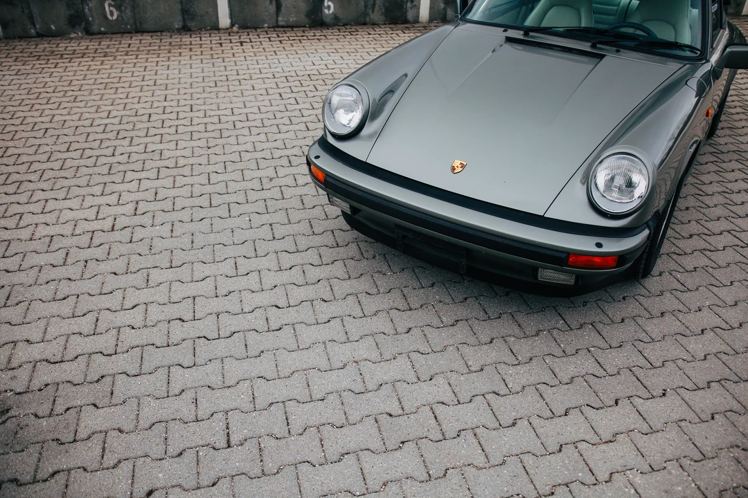 1986 Porsche 911 Carrera 3.2 - Image 30 of 31